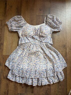 Floral Puff-Sleeve super cute Dress in Pastel Blue and Pink